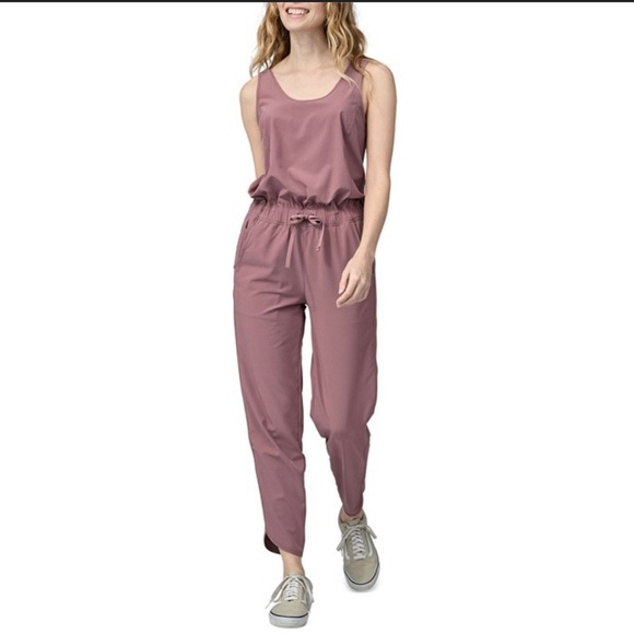Patagonia Pants - NWT Patagonia Women’s Fleetwith Romper Mauve Size XL